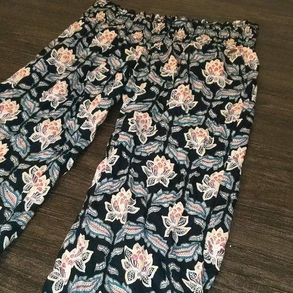 Pants - Picture 2 of 4